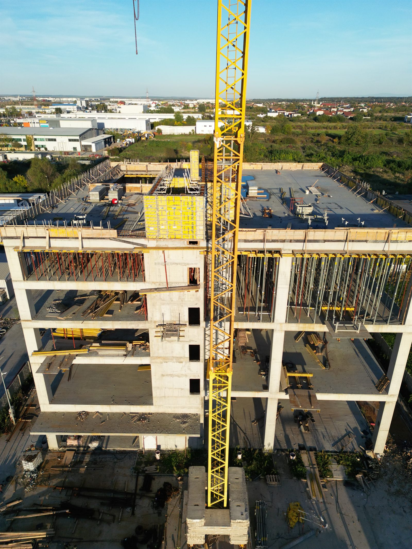 Hală industrială în structură de beton, Ghiroda